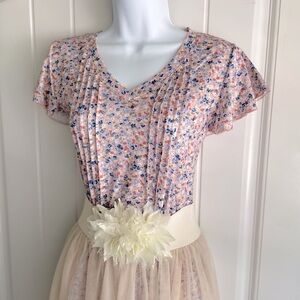 Boutique Floral Flutter Sleeve Pleated V Neck Dressy Blouse Tunic Sz Small NWT